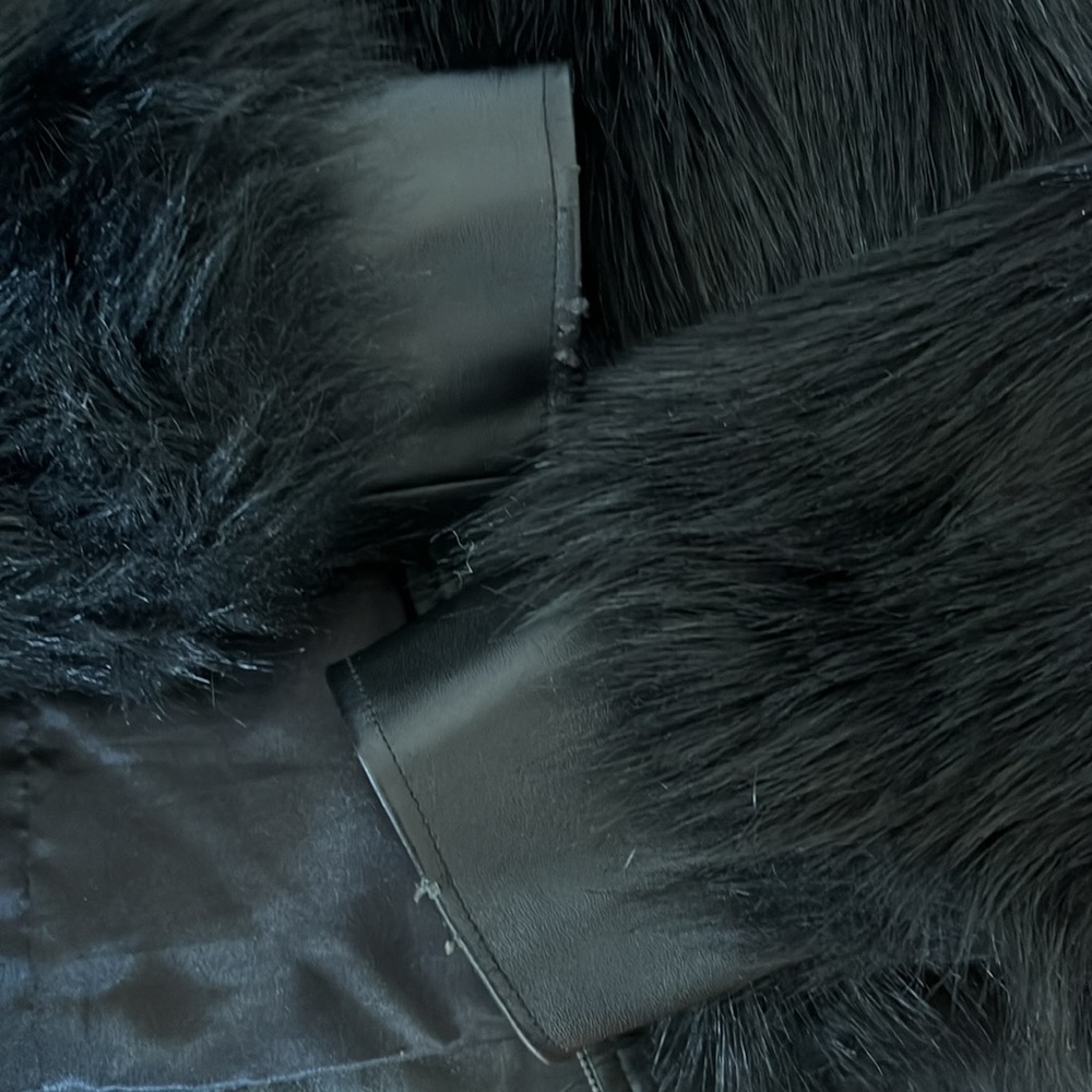 Fur coat - Picture 3 of 5